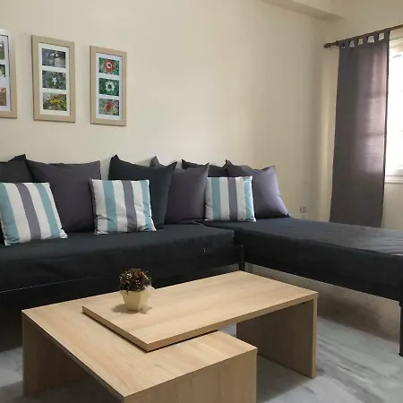 Climb2red Apartment Leonídion