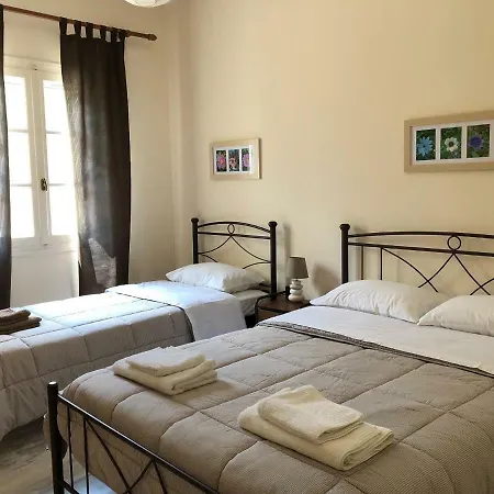 Climb2red 아파트 Leonídion