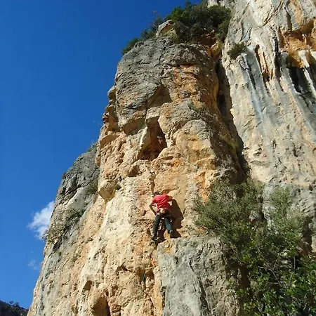 Climb2red