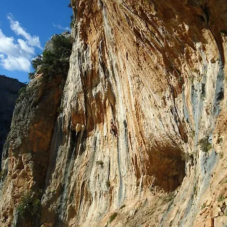 Climb2red Apartment *