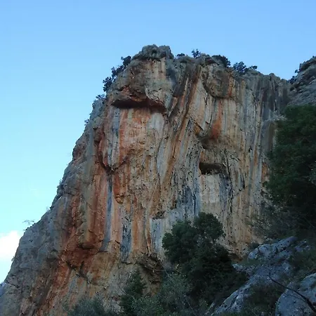 Climb2red Leonídion