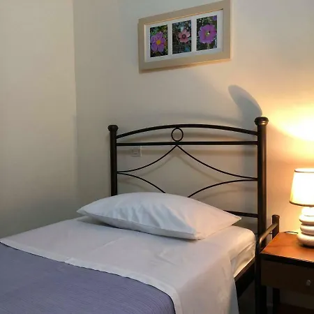 Climb2red * Leonídion