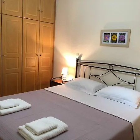 Climb2red Apartamento Leonídion